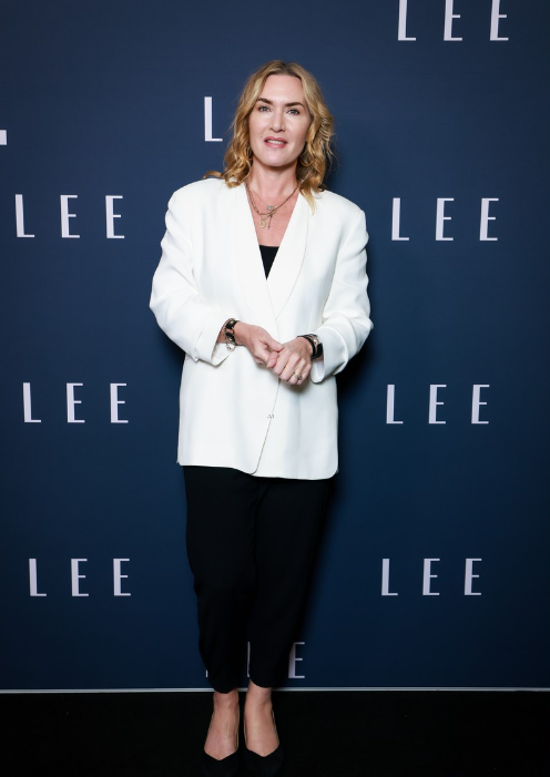 <strong>الممثلة البريطانية كيت وينسليت بطلة فيلم Lee في العرض الخاص للفيلم بمدينة سيدني في أستراليا</strong>