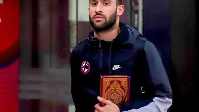 عمر كمال عبد الواحد
