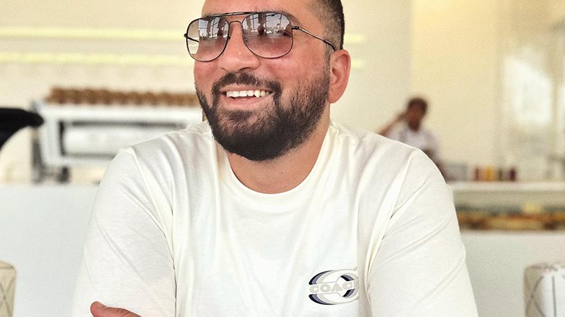 أحمد ثروت