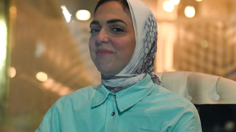 نيرة الأحمر